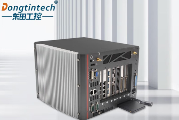 東田嵌入式酷睿工控機(jī).png