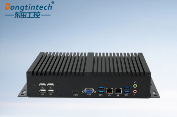 東田嵌入式飛騰工控機.png