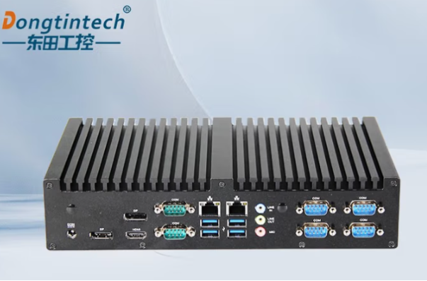東田嵌入式工控機.png
